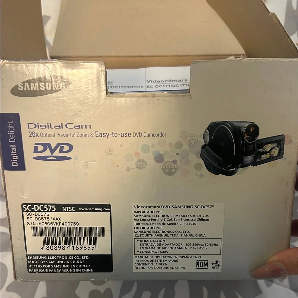 Samsung Silver and Black Camcorder